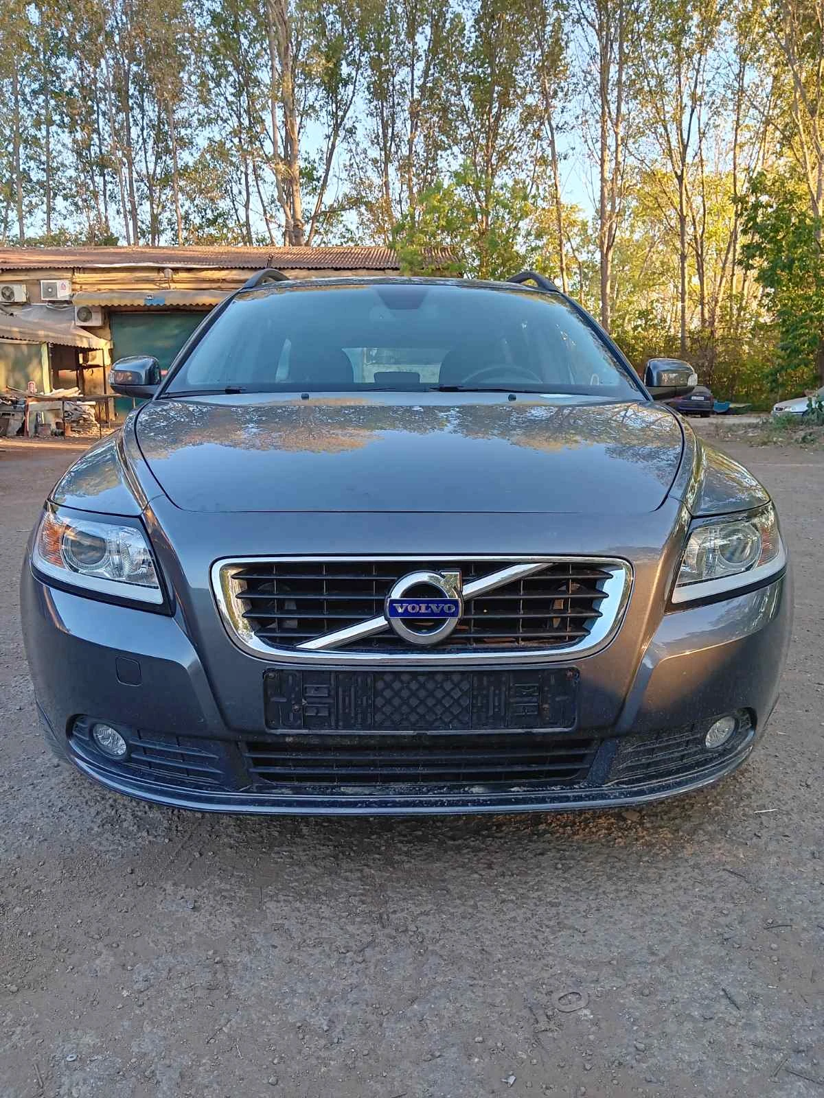Volvo V50  - изображение 4