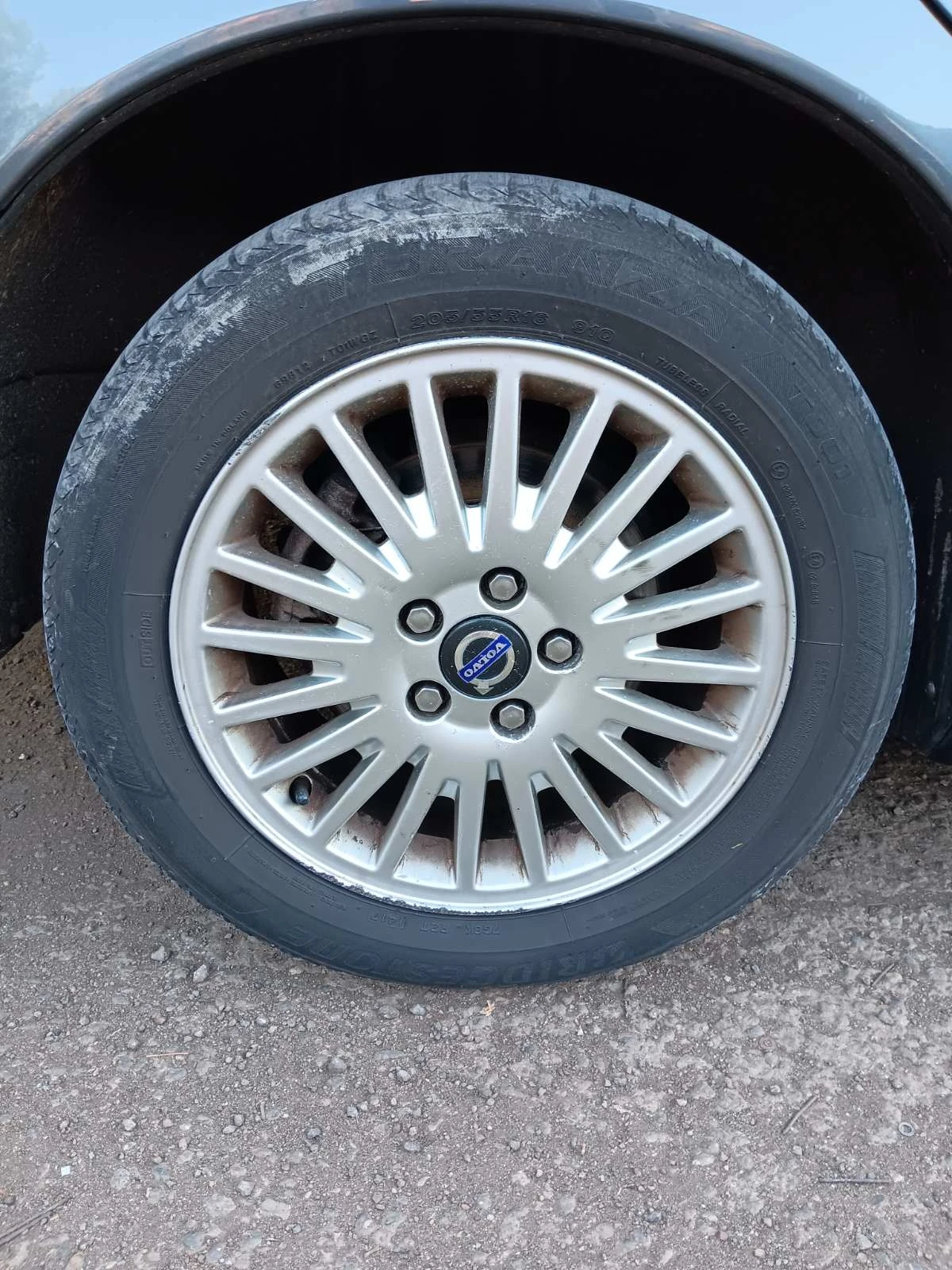 Volvo V50  - изображение 10