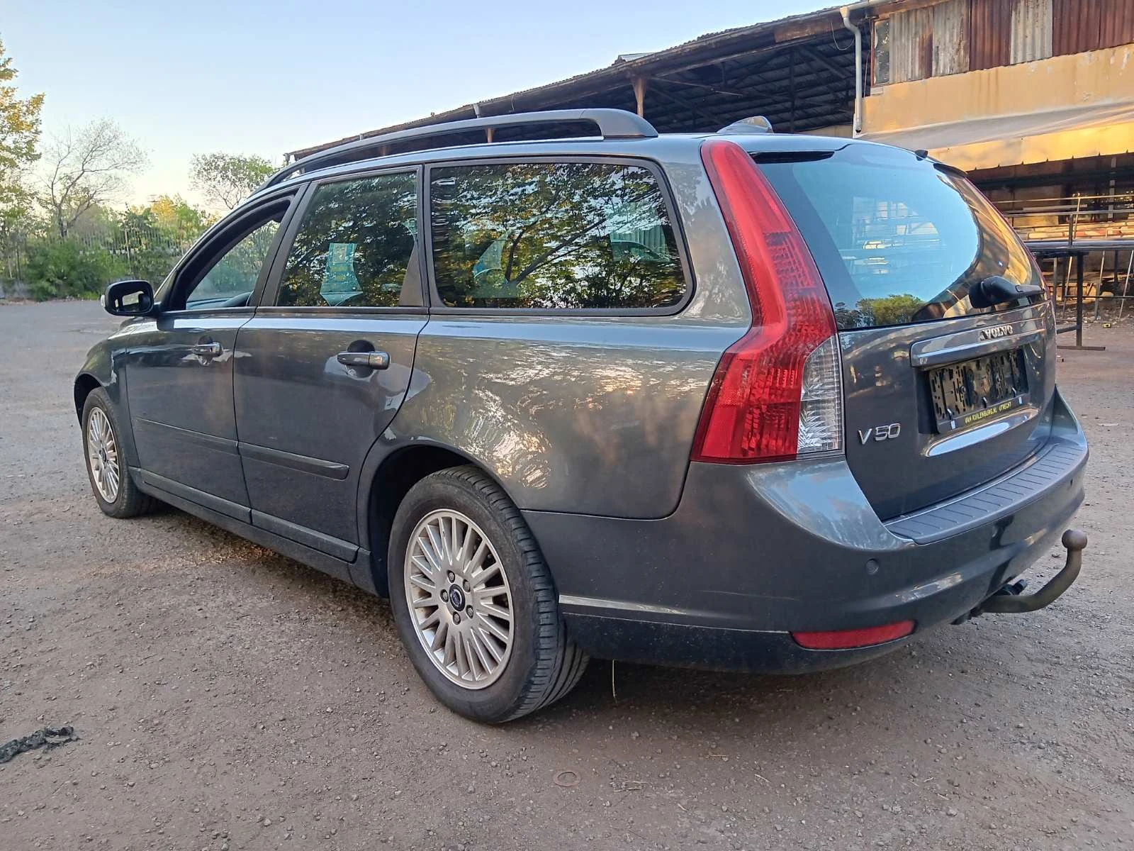 Volvo V50  - изображение 5