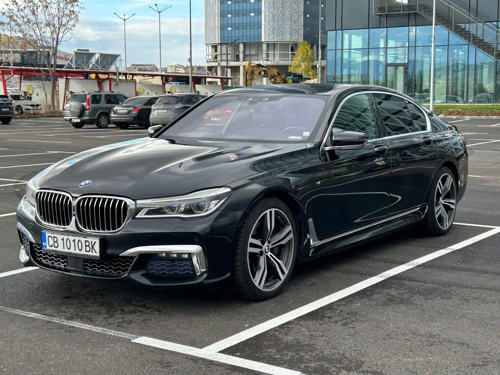 BMW 740 СМЕНЕНИ ВЕРИГИ / LASER / M Sport  - изображение 2