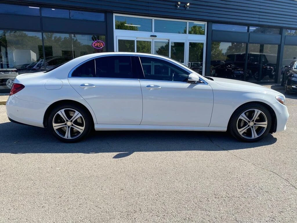 Mercedes-Benz E 400 * * CARFAX * * АВТО КРЕДИТ * *  - изображение 3