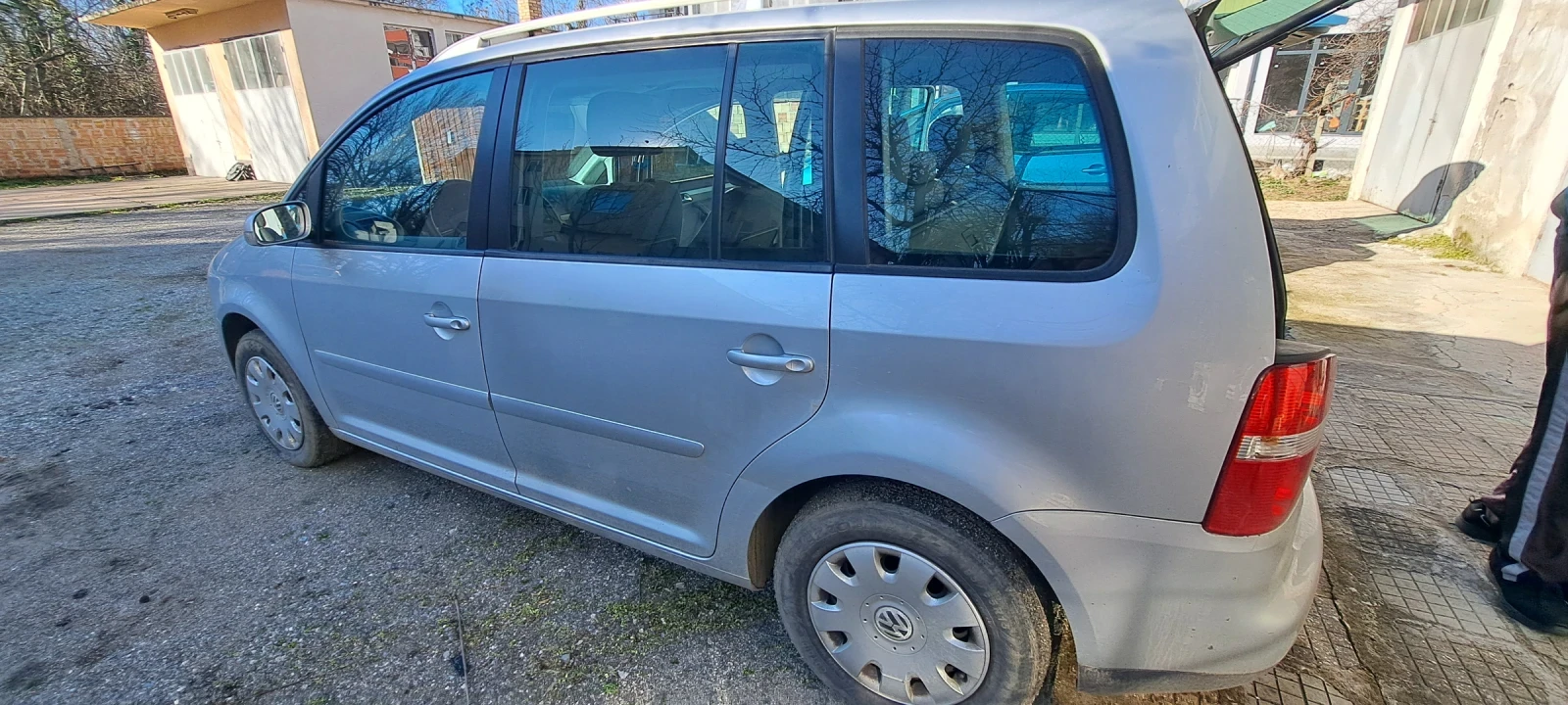 VW Touran  - изображение 3