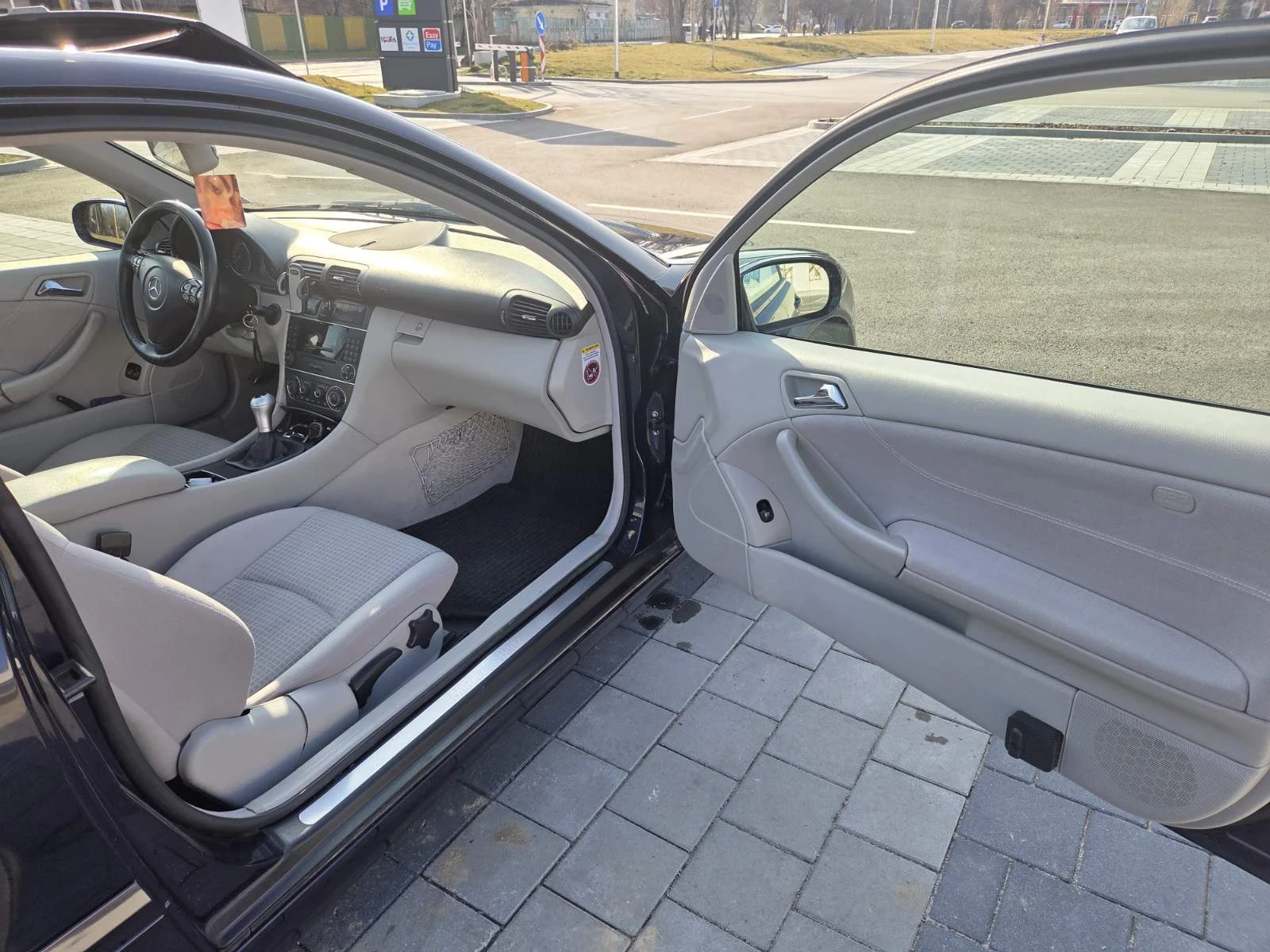 Mercedes-Benz C 230 V6, 2.5, 204hp, Бензин, снимка 7 - Автомобили и джипове - 53749871