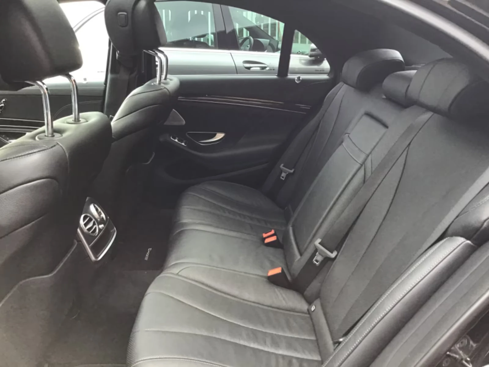 Mercedes-Benz S 350 d/AMG/286HP/L/PANO/360/HUD/MEMO/BURM/903g, снимка 9 - Автомобили и джипове - 53797273