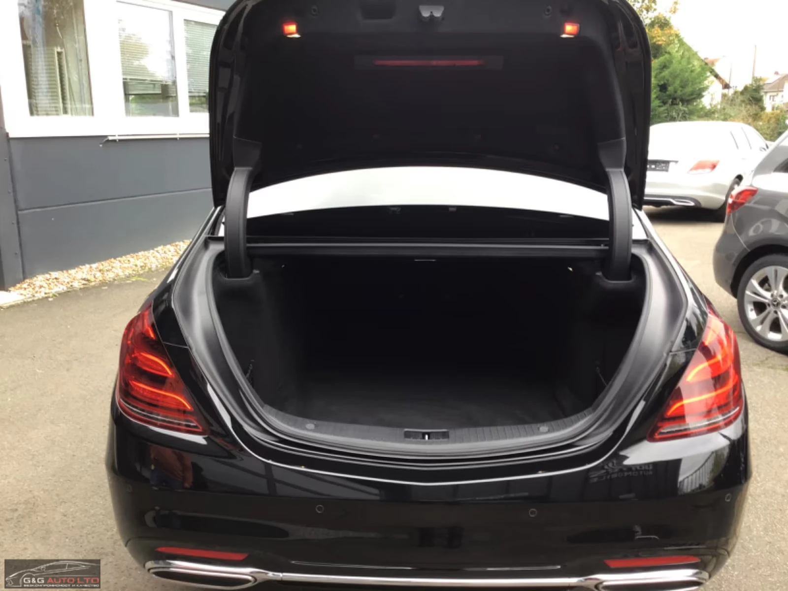 Mercedes-Benz S 350 d/AMG/286HP/L/PANO/360/HUD/MEMO/BURM/903g, снимка 5 - Автомобили и джипове - 53797273