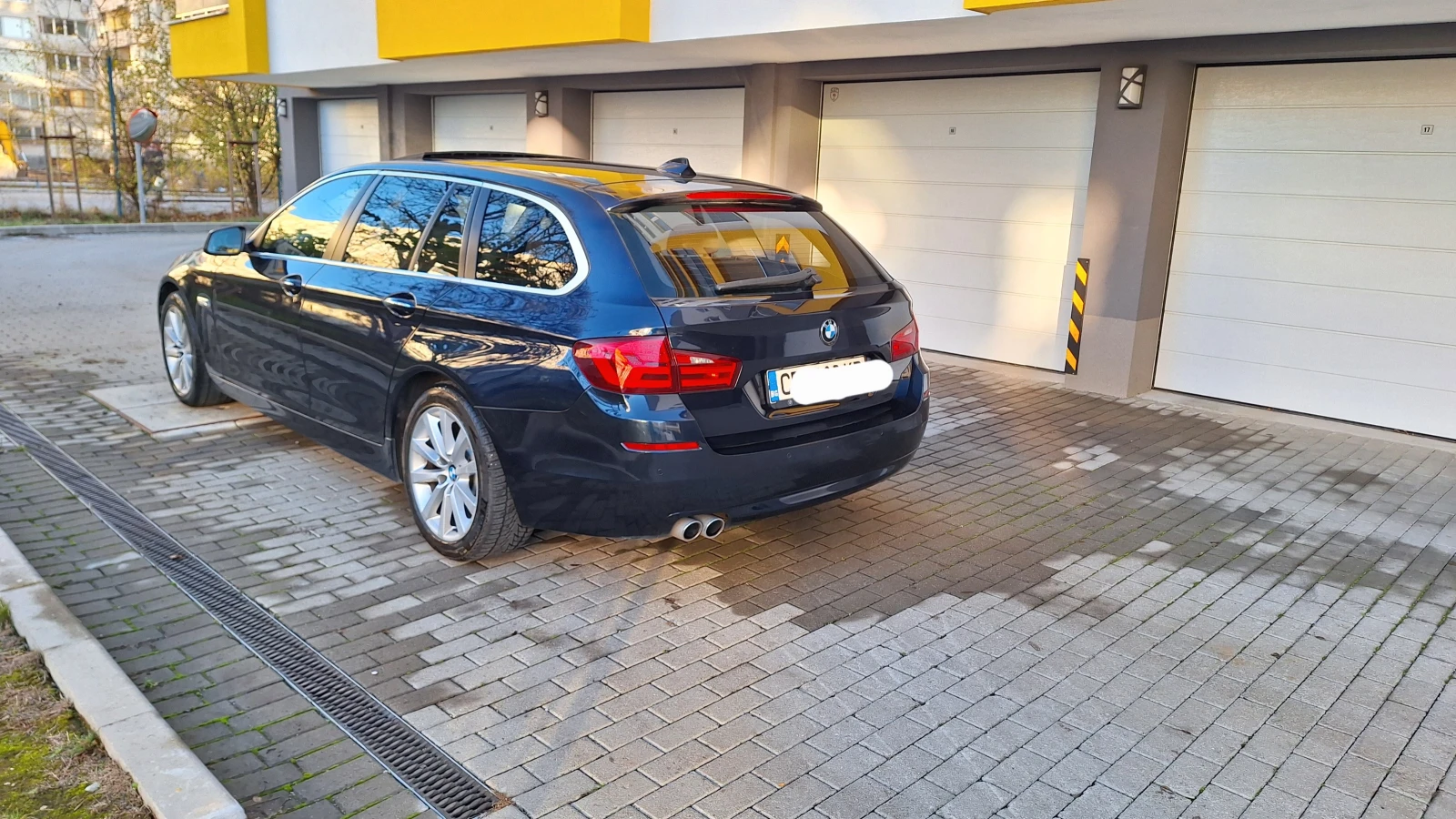 BMW 525 D Xdrive ПАНОРАМА, снимка 11 - Автомобили и джипове - 54029748