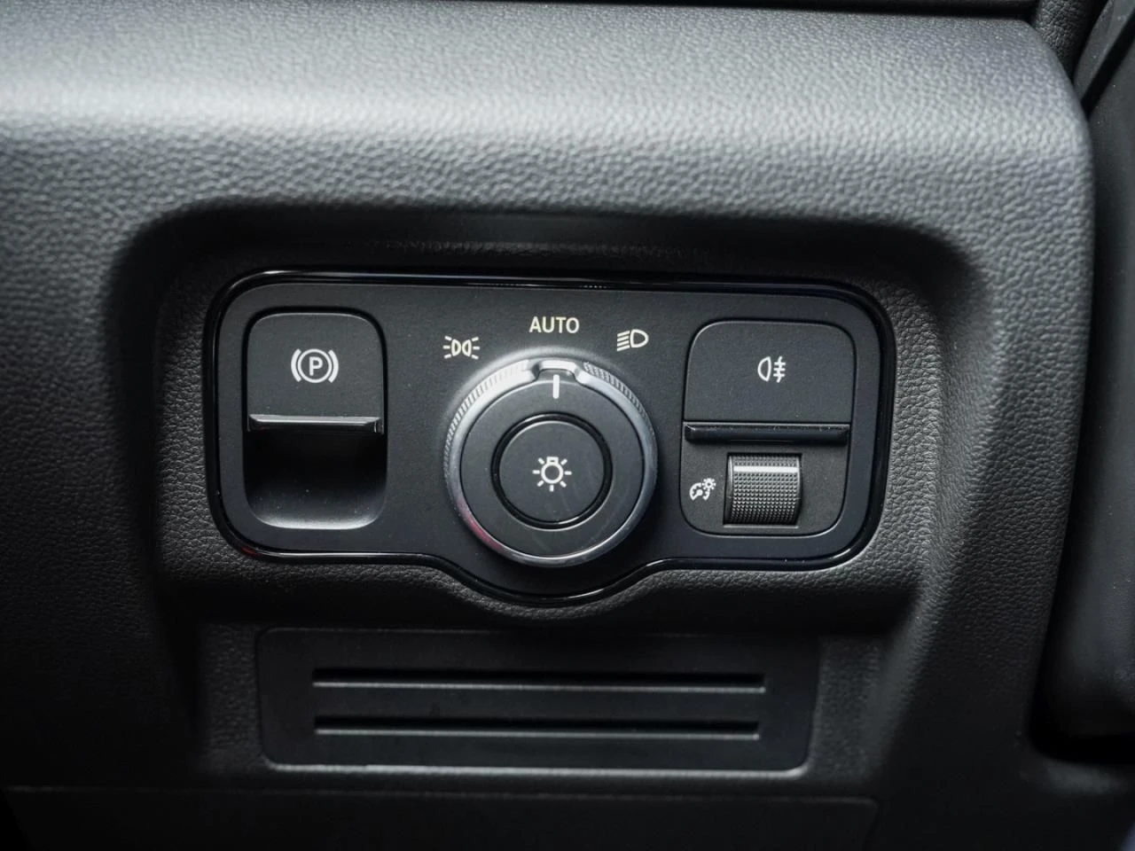 Mercedes-Benz T-����� 160d Progressive | Mobile.bg � ����������� 15