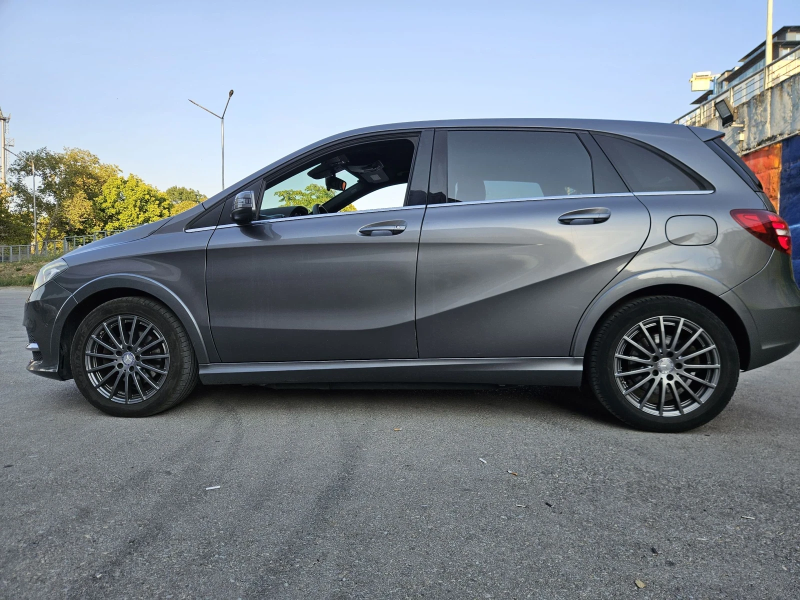 Mercedes-Benz B 250 Tesla drive, снимка 5 - Автомобили и джипове - 54815287
