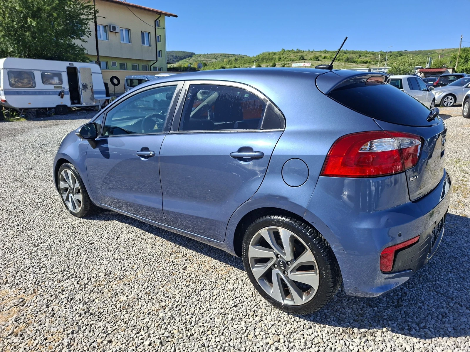 Kia Rio, снимка 4 - Автомобили и джипове - 54548649