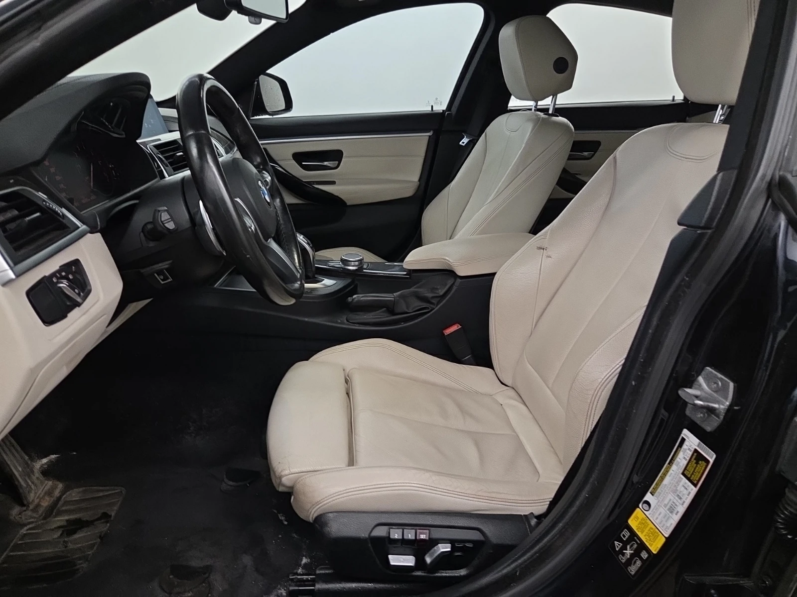 BMW 440 i xDrive/Gran Coupe/M-Pack/H&K/Digital , снимка 8 - Автомобили и джипове - 54690777