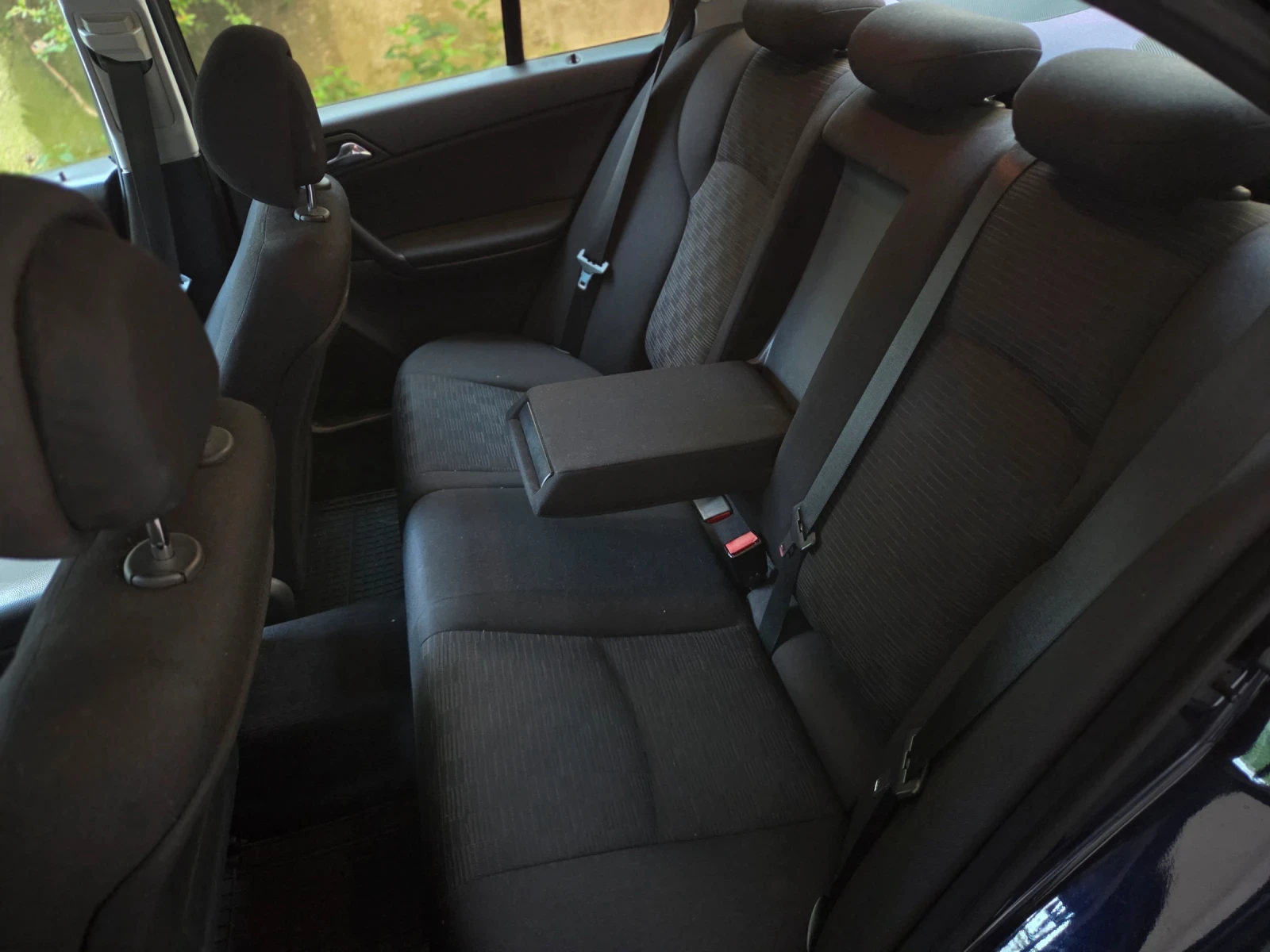 Mercedes-Benz C 180 1.8 kompressor , снимка 8 - Автомобили и джипове - 54803445