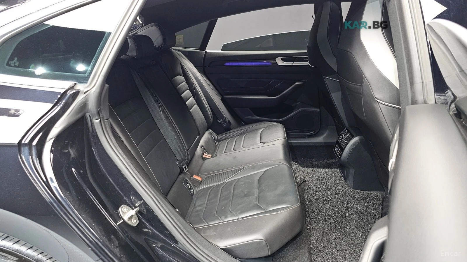 VW Arteon 4MOTION* 2.0TDI* R-LINE* ПОДГРЕВ* HEAD* UP* , снимка 10 - Автомобили и джипове - 54868056