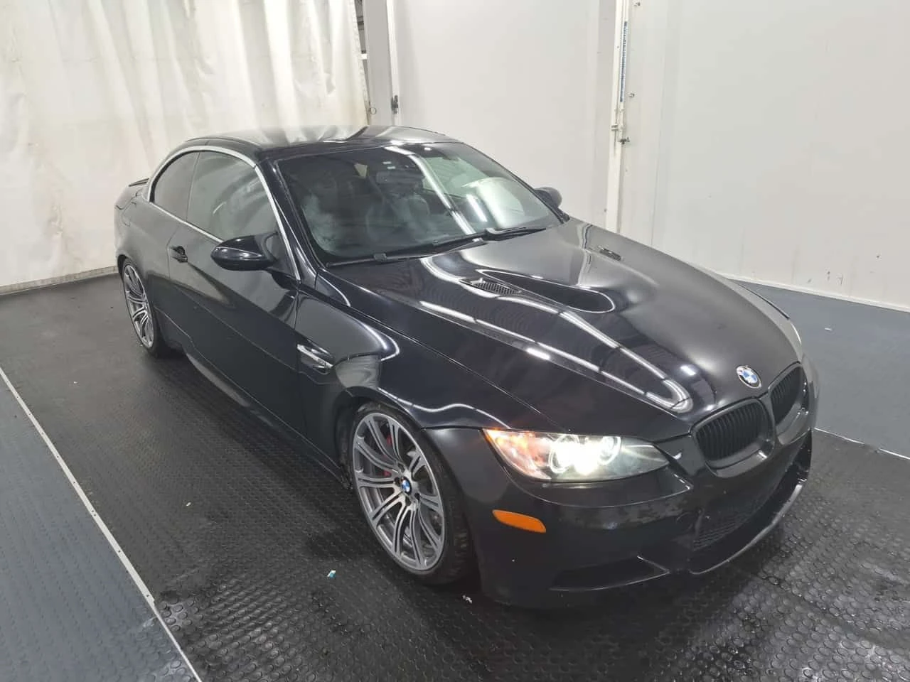 BMW M3 * CARFAX * РЪЧНИ СКОРОСТИ * ПОДГРЕВ, снимка 2 - Автомобили и джипове - 55011869