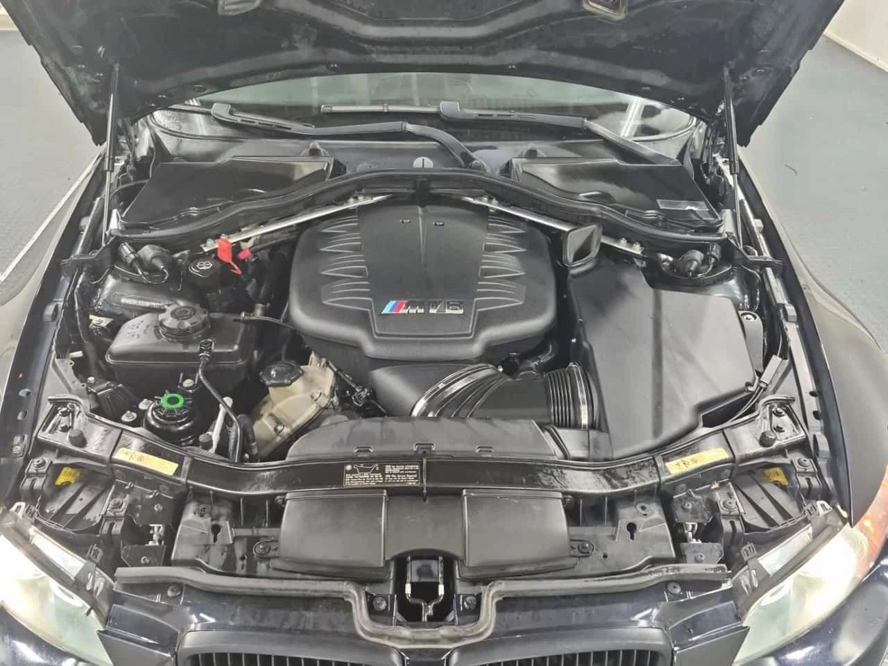 BMW M3 * CARFAX * РЪЧНИ СКОРОСТИ * ПОДГРЕВ, снимка 16 - Автомобили и джипове - 55011869