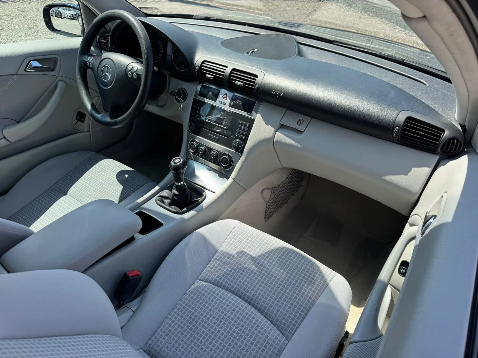 Mercedes-Benz C 220 ЛИЗИНГ, снимка 9 - Автомобили и джипове - 55199313