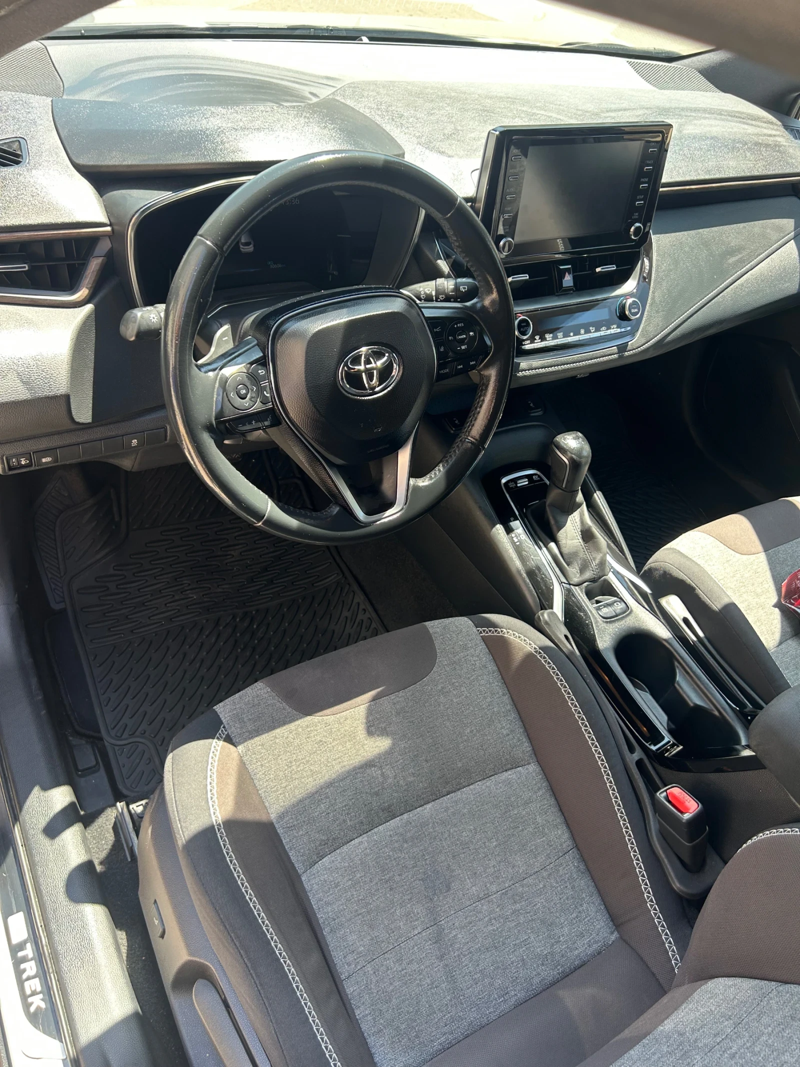 Toyota Corolla TREK, снимка 9 - Автомобили и джипове - 55422279