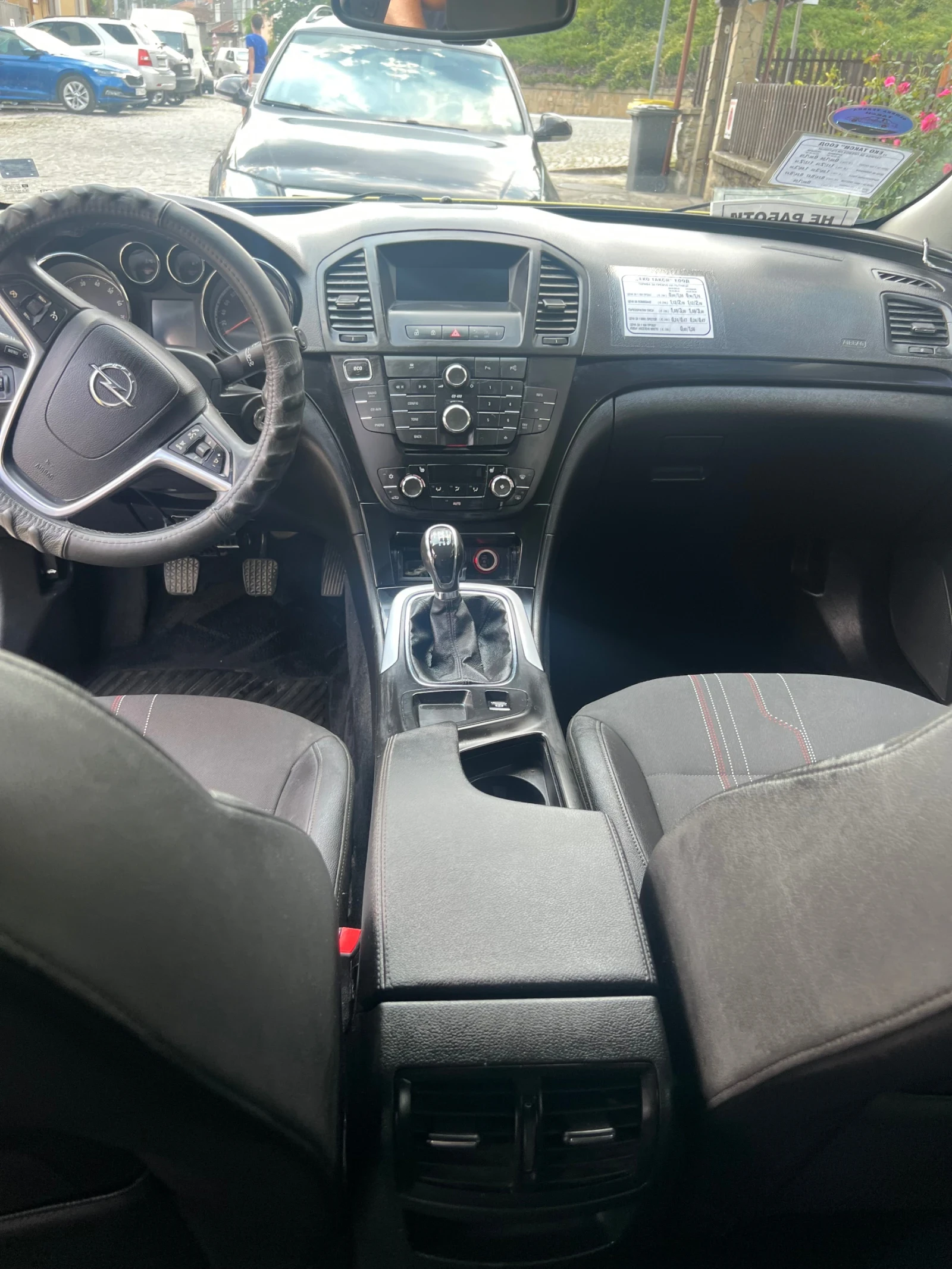 Opel Insignia 1.4 140 к.с. Турбо, снимка 6 - Автомобили и джипове - 55646262