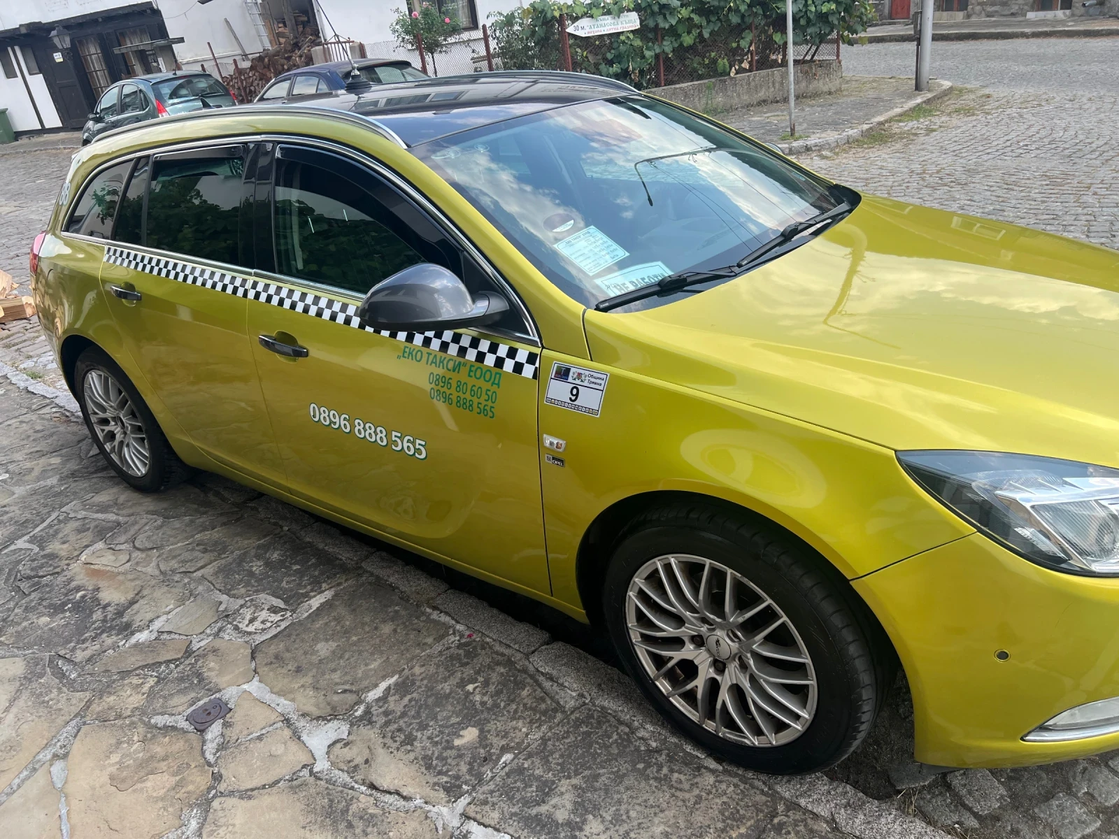 Opel Insignia 1.4 140 к.с. Турбо, снимка 2 - Автомобили и джипове - 55646262