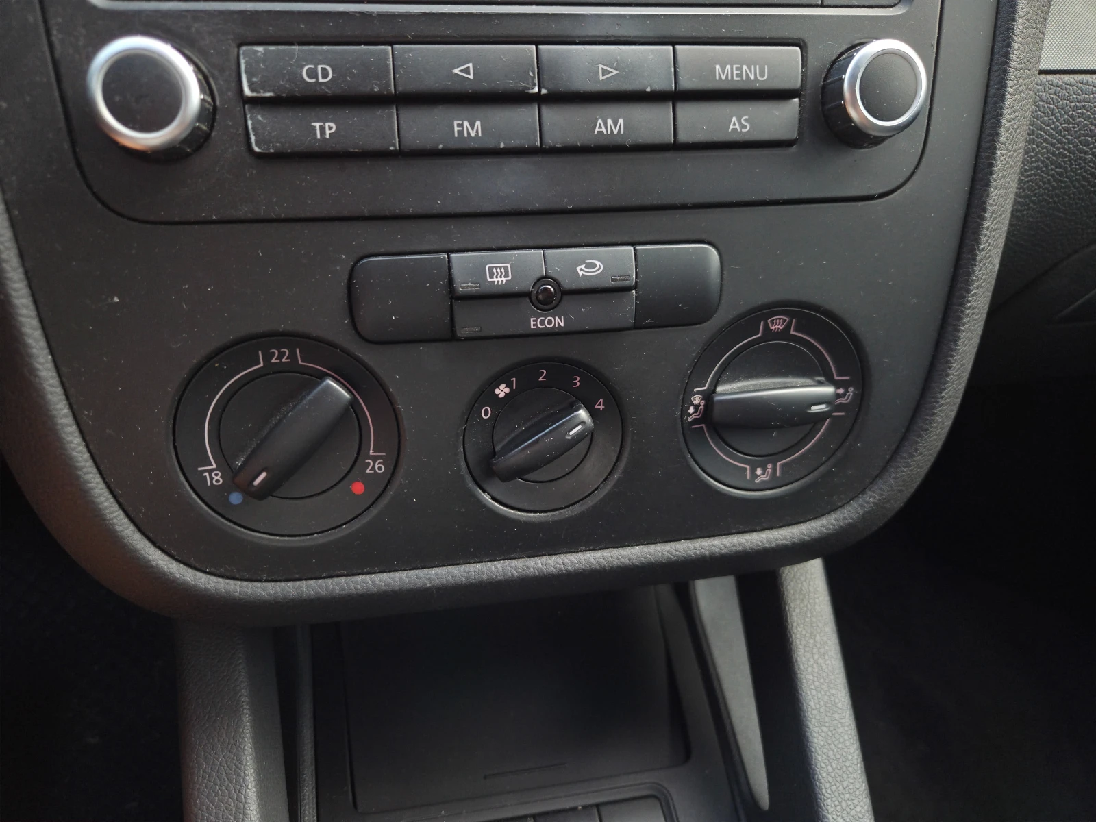 VW Golf 1.6i 102к.с. 92хил.км. УНИКАЛЕН, снимка 12 - Автомобили и джипове - 55832003