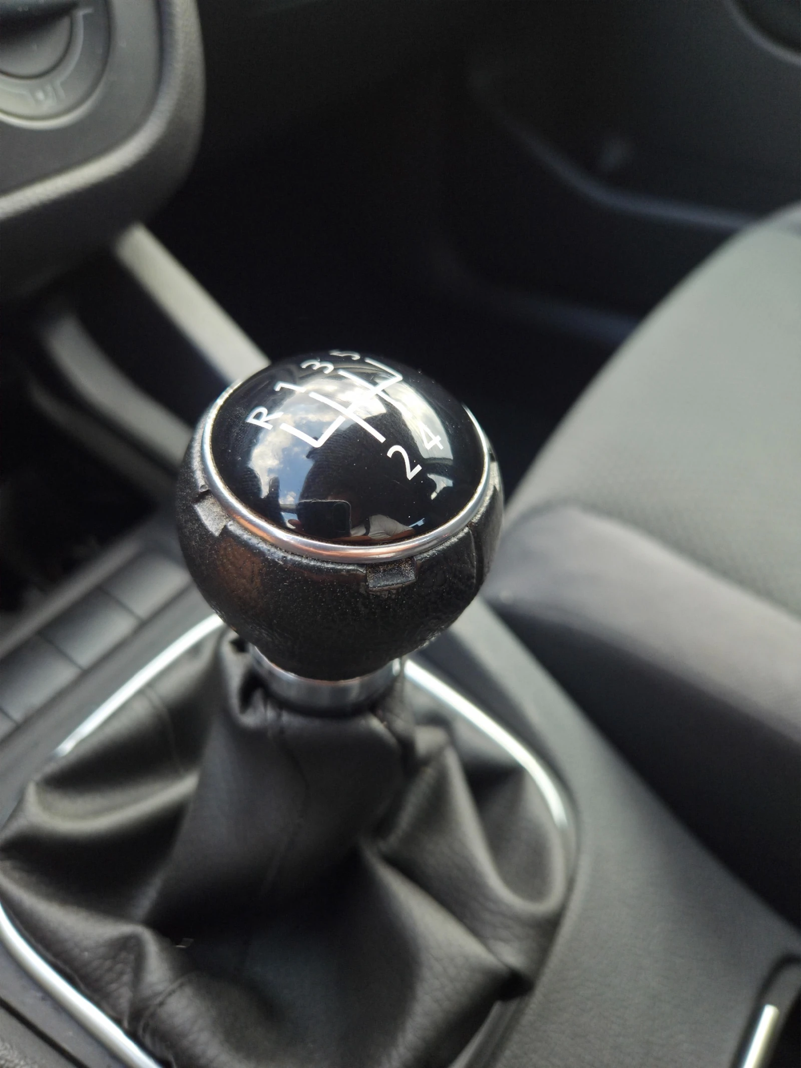 VW Golf 1.6i 102к.с. 92хил.км. УНИКАЛЕН, снимка 11 - Автомобили и джипове - 55832003