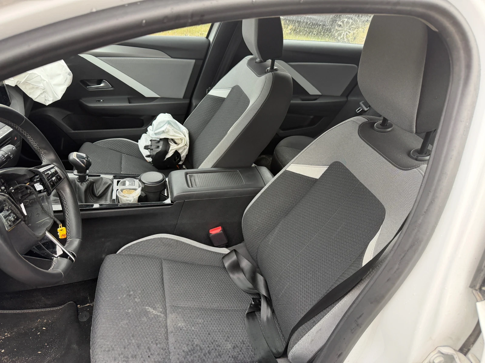 Opel Astra 1.2 PureTech, снимка 6 - Автомобили и джипове - 56749239