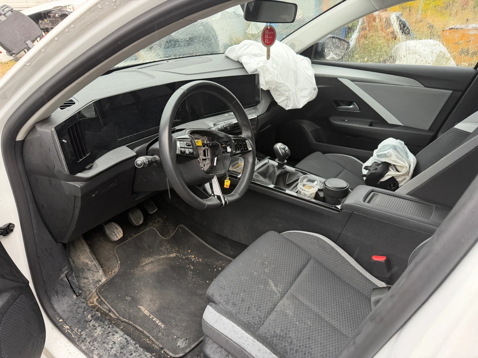 Opel Astra 1.2 PureTech, снимка 5 - Автомобили и джипове - 56749239