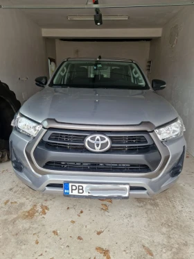 Toyota Hilux Double 2.4D, снимка 1