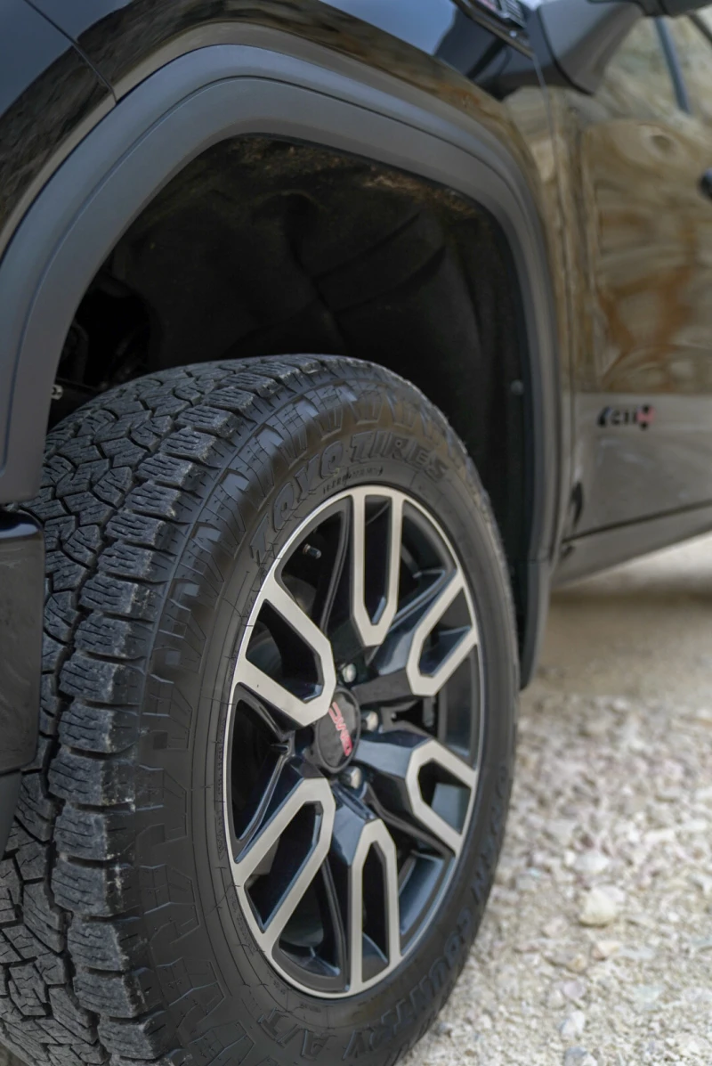 Gmc Sierra AT4, снимка 9 - Автомобили и джипове - 53042253