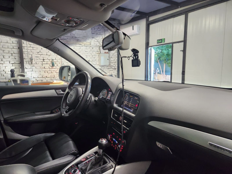 Audi SQ5, снимка 7 - Автомобили и джипове - 52811087