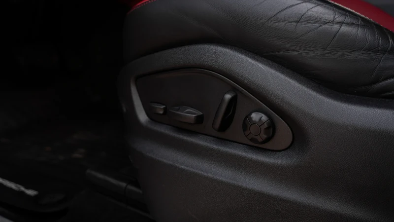 Porsche Cayenne Turbo, снимка 16 - Автомобили и джипове - 52868209