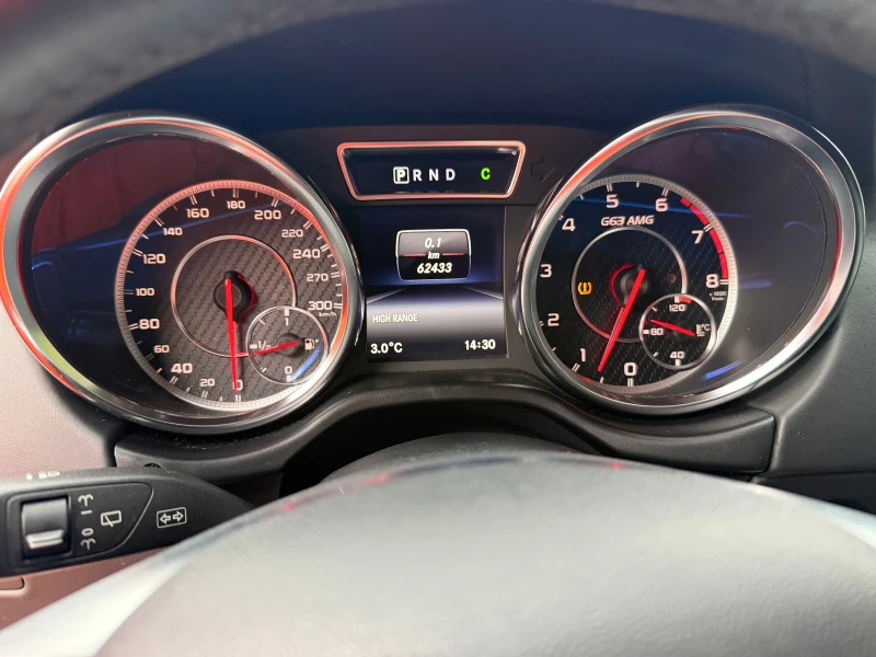 Mercedes-Benz G 63 AMG CRAZY COLOUR/DESIGNO/HARMAN/571/CARBON/EXCLUSIVE, снимка 8 - Автомобили и джипове - 53202190