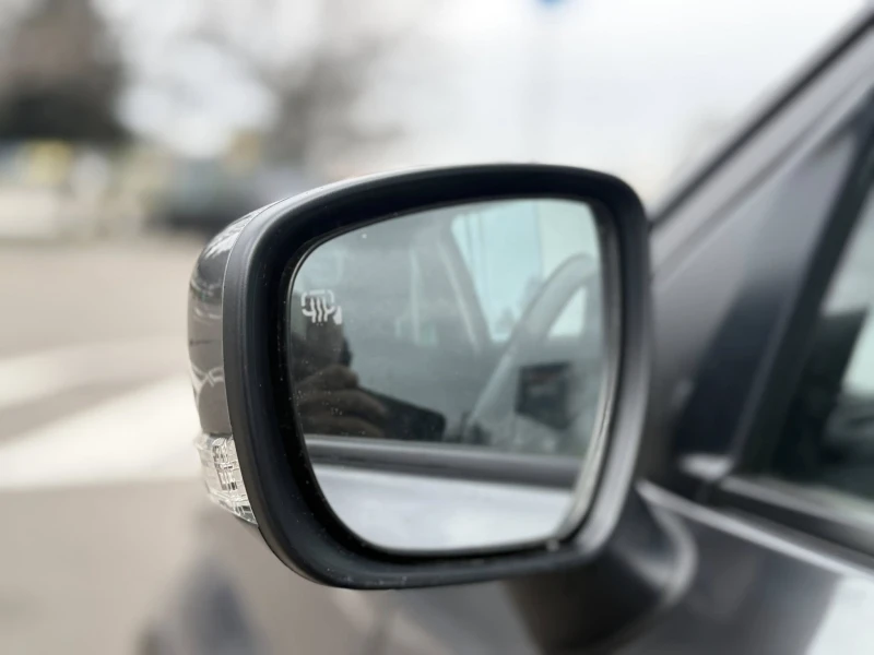 Suzuki Ignis 4x4 KEYLESS NEW, снимка 12 - Автомобили и джипове - 53395932