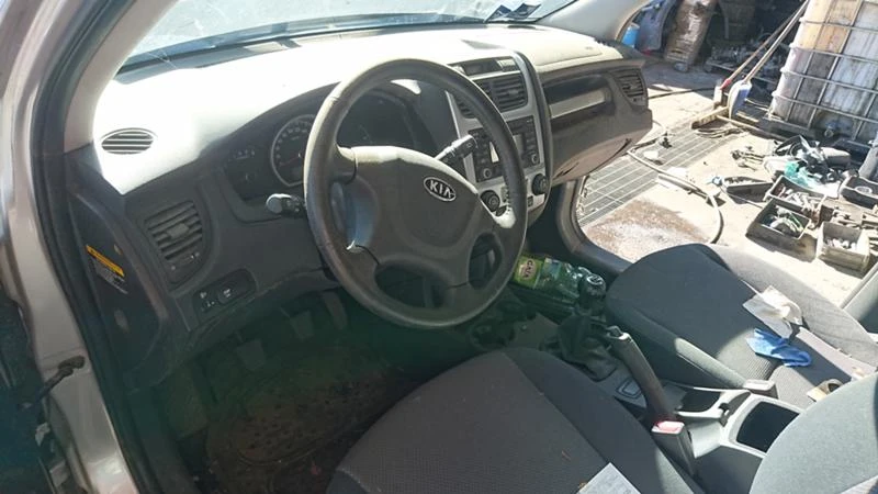 Kia Sportage, снимка 3 - Автомобили и джипове - 16203088