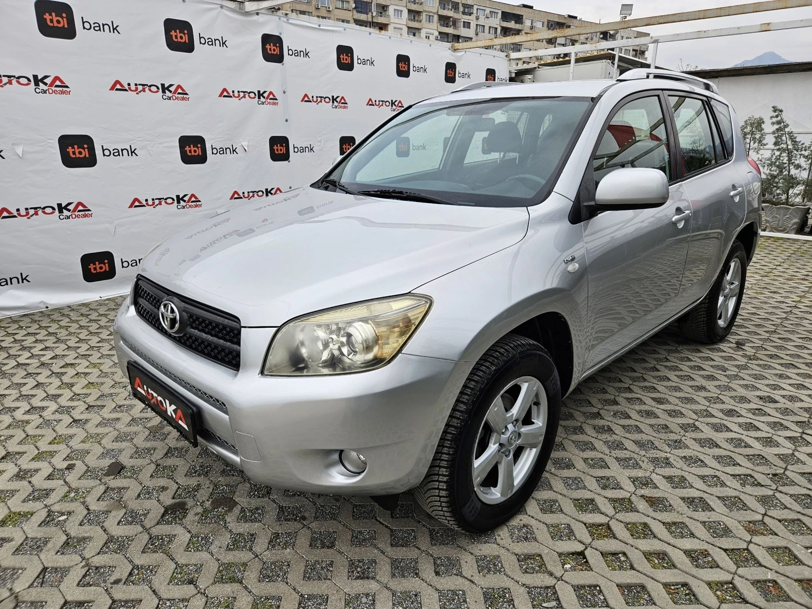 Toyota Rav4 2.2D4d-136кс= 4х4= КЛИМАТРОНИК= 6СКОРОСТИ  - изображение 6