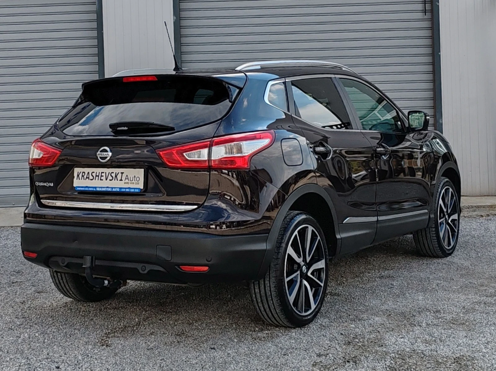 Nissan Qashqai 1.6dci Tekna + PremierLimitedEdition Navi Keyless - изображение 6