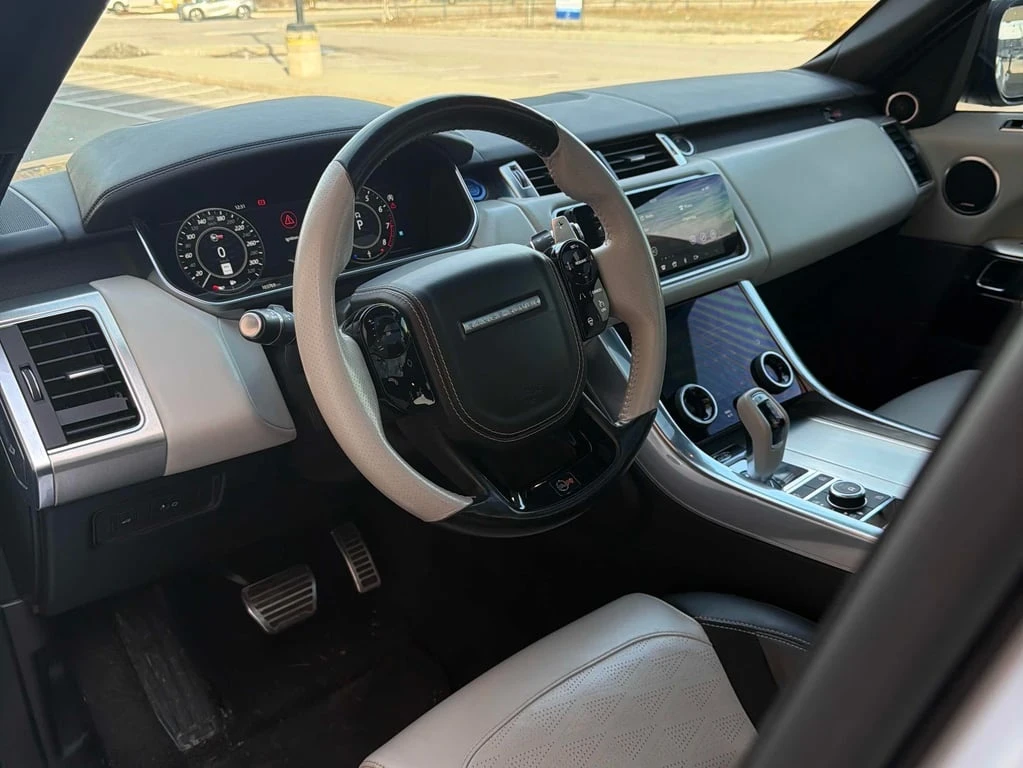 Land Rover Range Rover Sport * SVR * CARFAX * БЕЗ ПЪРВОНАЧАЛНА ВНОСКА - изображение 5