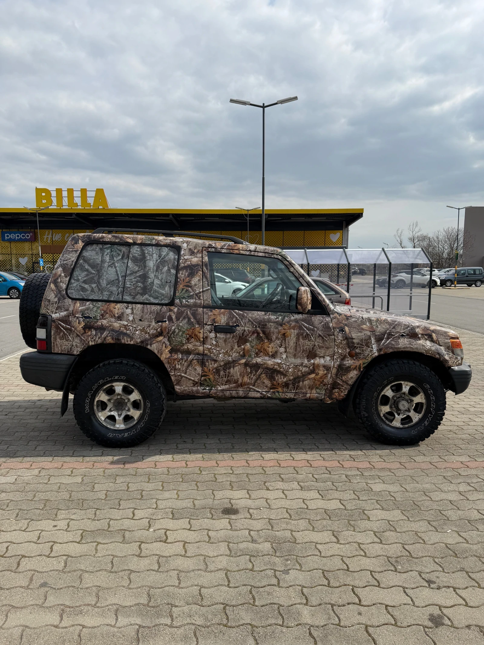 Mitsubishi Pajero 2.5 td, снимка 6 - Автомобили и джипове - 53882526