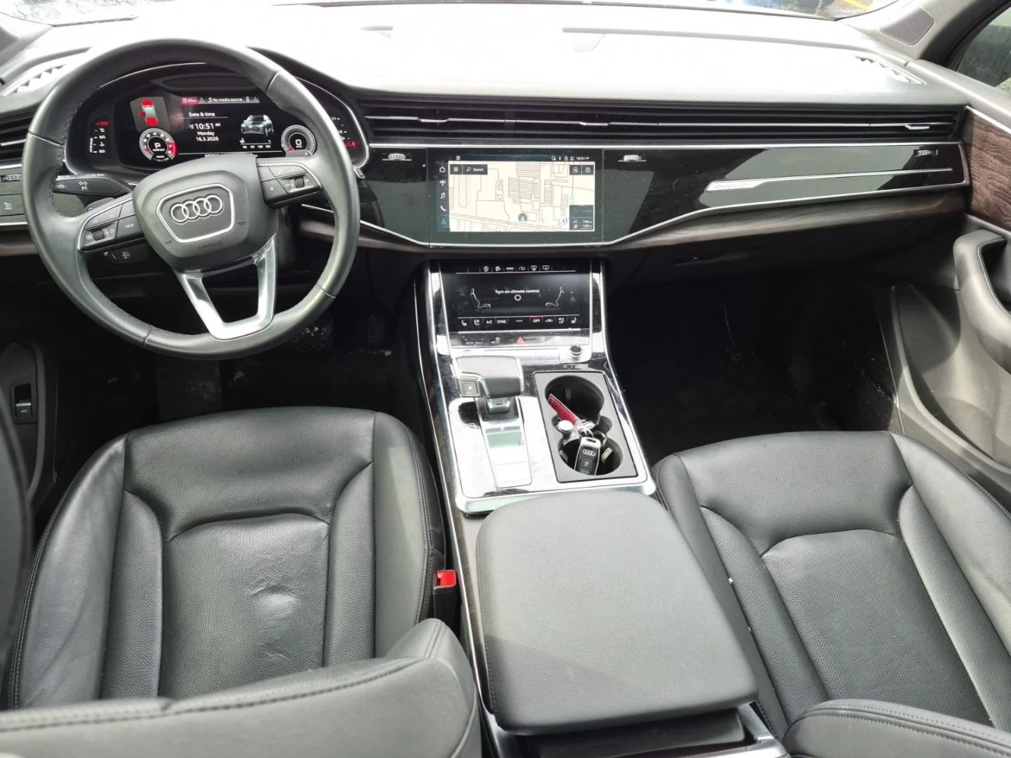 Audi Q7 Technik* S-line* Подгрев* Обдух* Пано* Камера, снимка 6 - Автомобили и джипове - 54073203