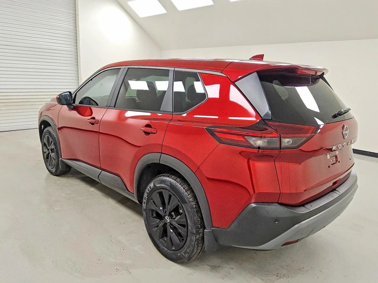 Nissan Rogue SV, снимка 4 - Автомобили и джипове - 54638228