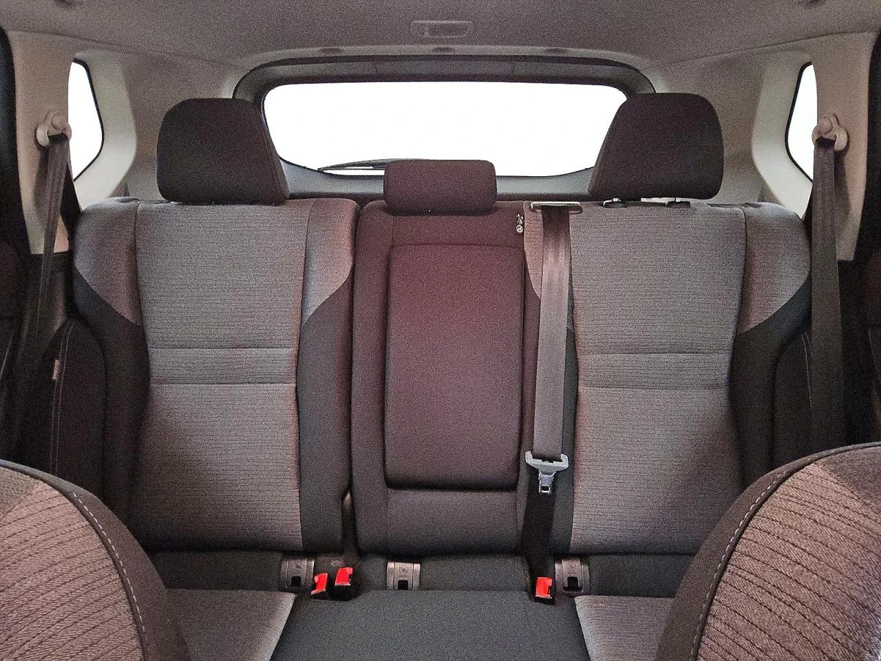 Nissan Rogue SV, снимка 10 - Автомобили и джипове - 54638228