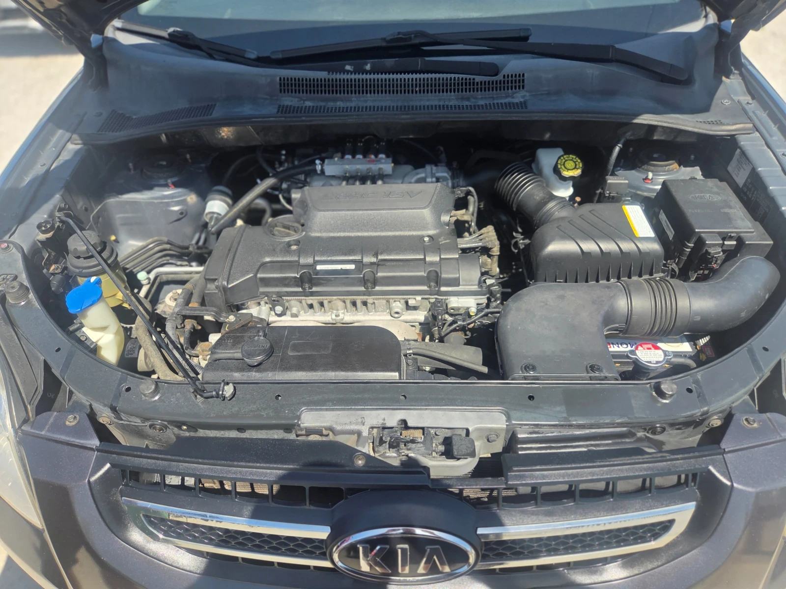 Kia Sportage 2.0i ФАБРИЧНА ГАЗ/4-4, снимка 15 - Автомобили и джипове - 55104987