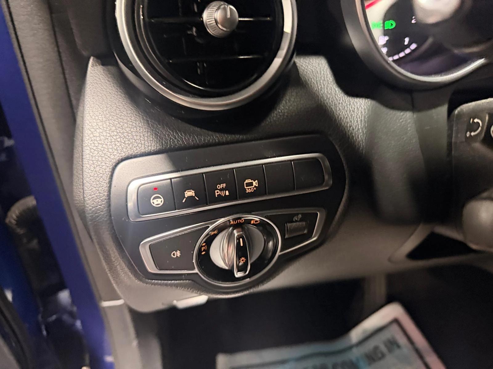 Mercedes-Benz GLC 300 * CARFAX * ОПЦИЯ ЗА ФИНАНСИРАНЕ, снимка 14 - Автомобили и джипове - 55879711