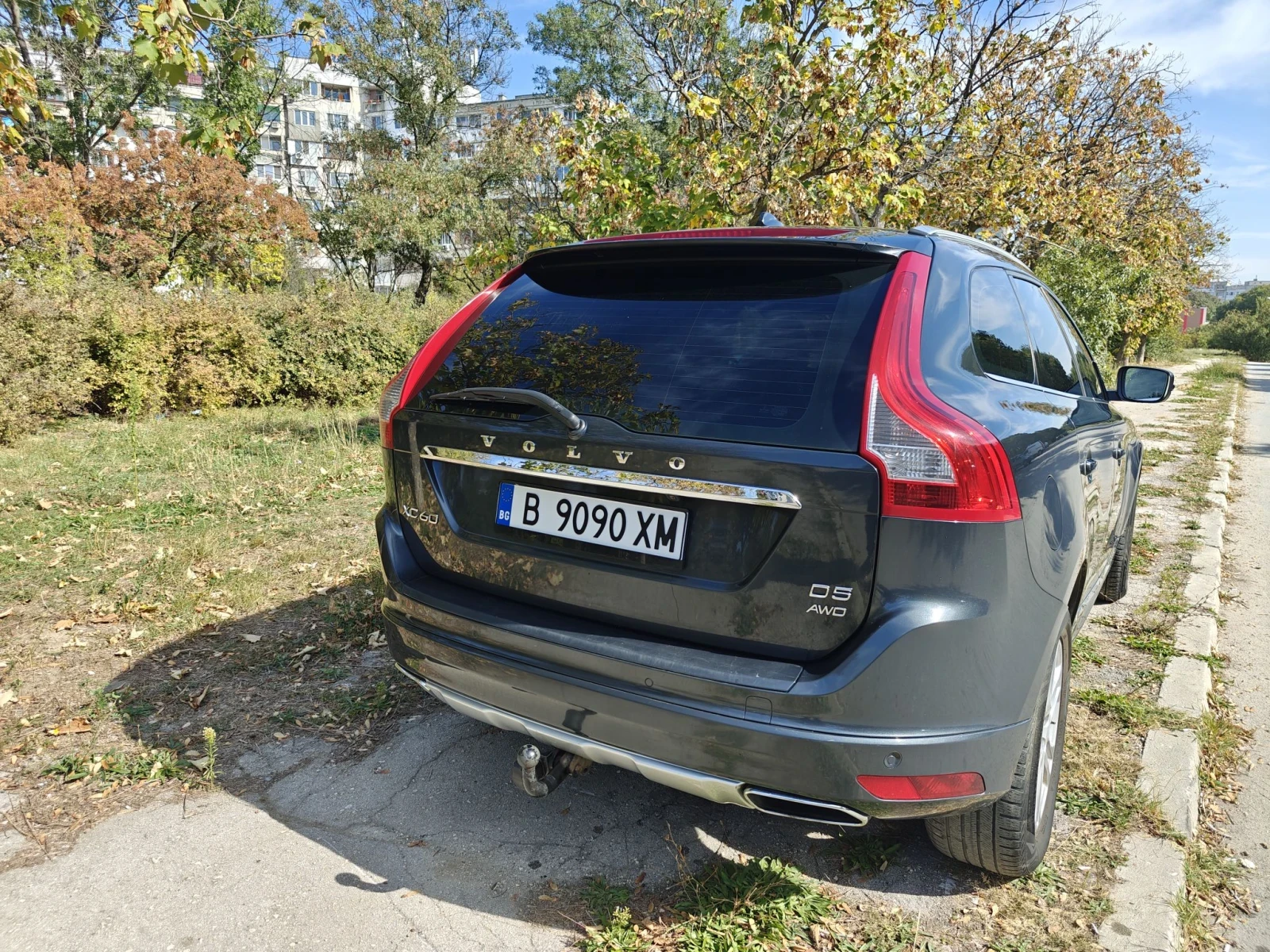 Volvo XC60 215 кс., снимка 3 - Автомобили и джипове - 56400238