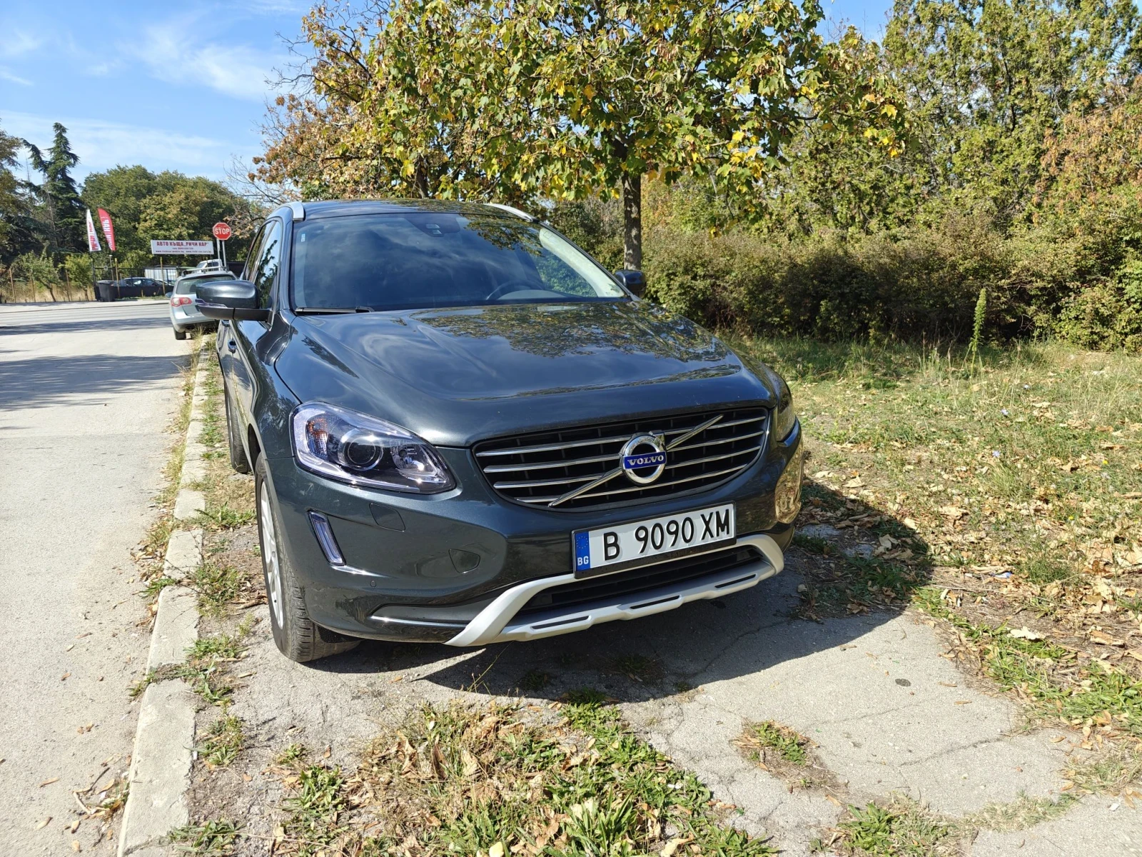 Volvo XC60 215 кс., снимка 2 - Автомобили и джипове - 56400238