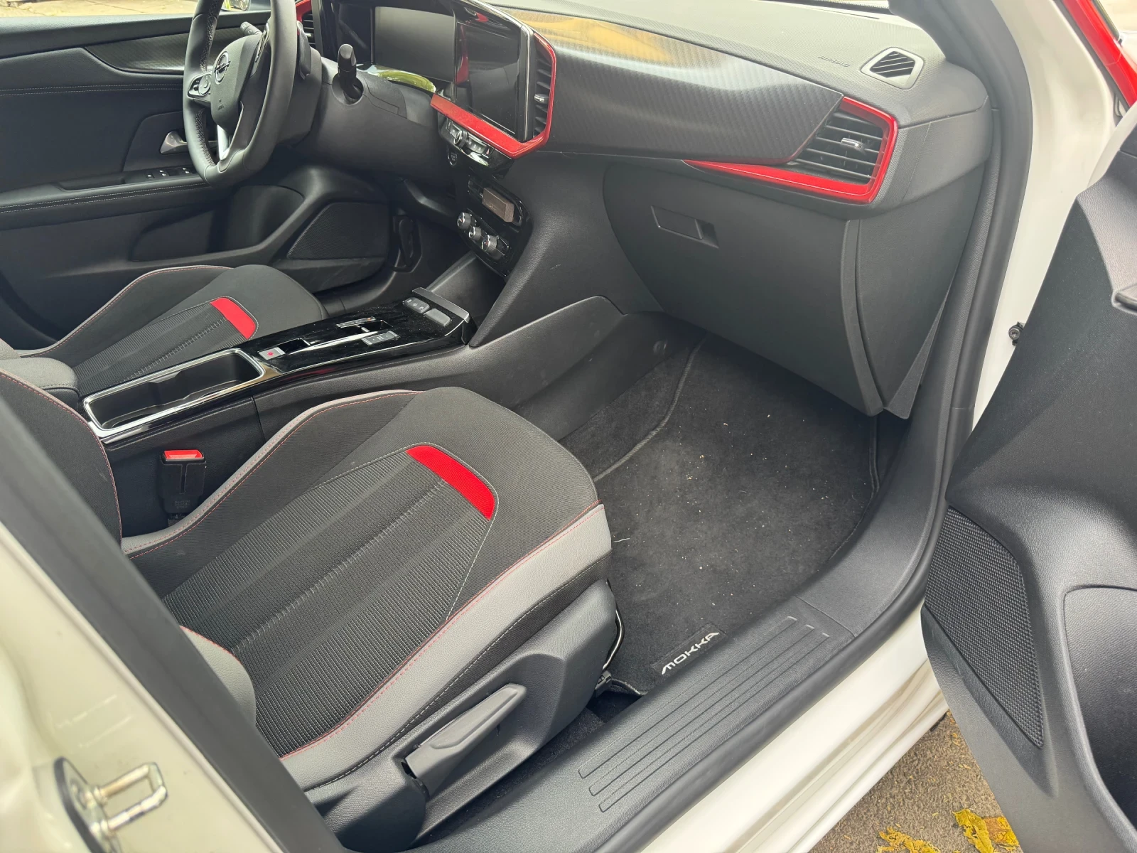 Opel Mokka 1.2, снимка 9 - Автомобили и джипове - 56448411