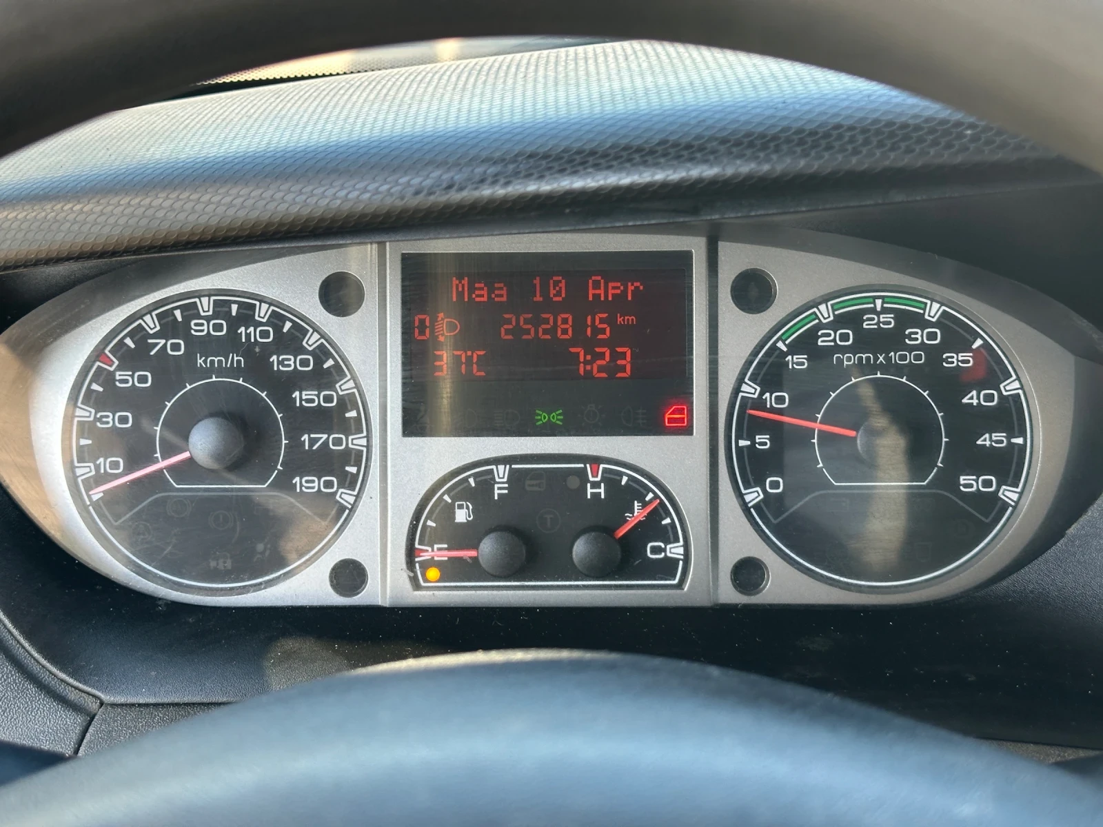 Iveco 35S18 Климатик Теглич - изображение 9