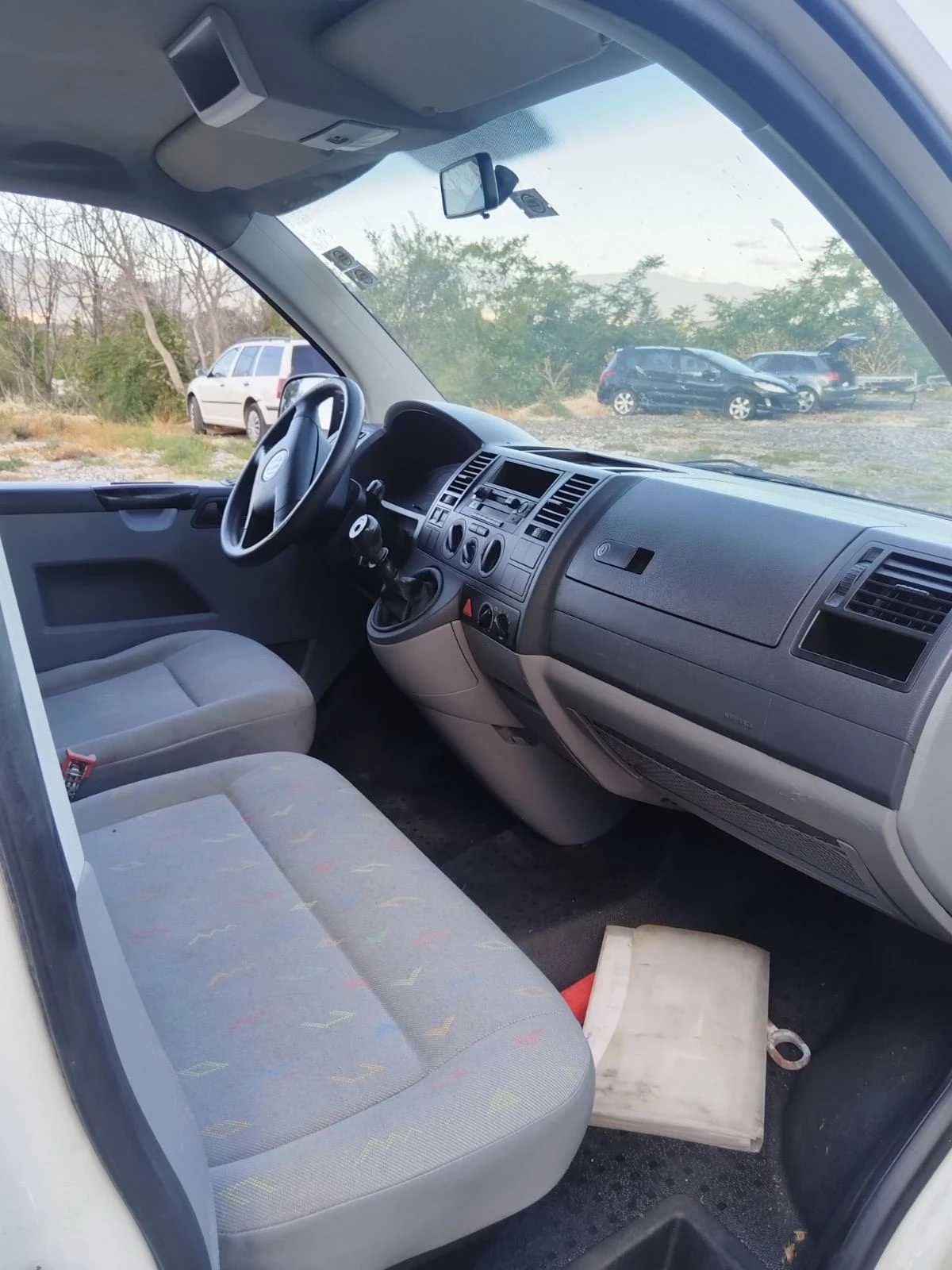 VW T5  1.9 tdi 8+ 1 климатик - изображение 3