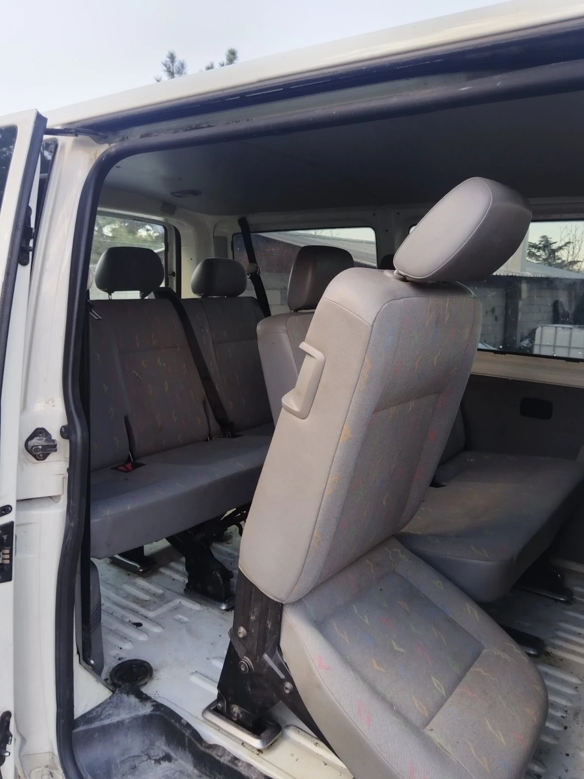VW T5  1.9 tdi 8+ 1 климатик - изображение 2