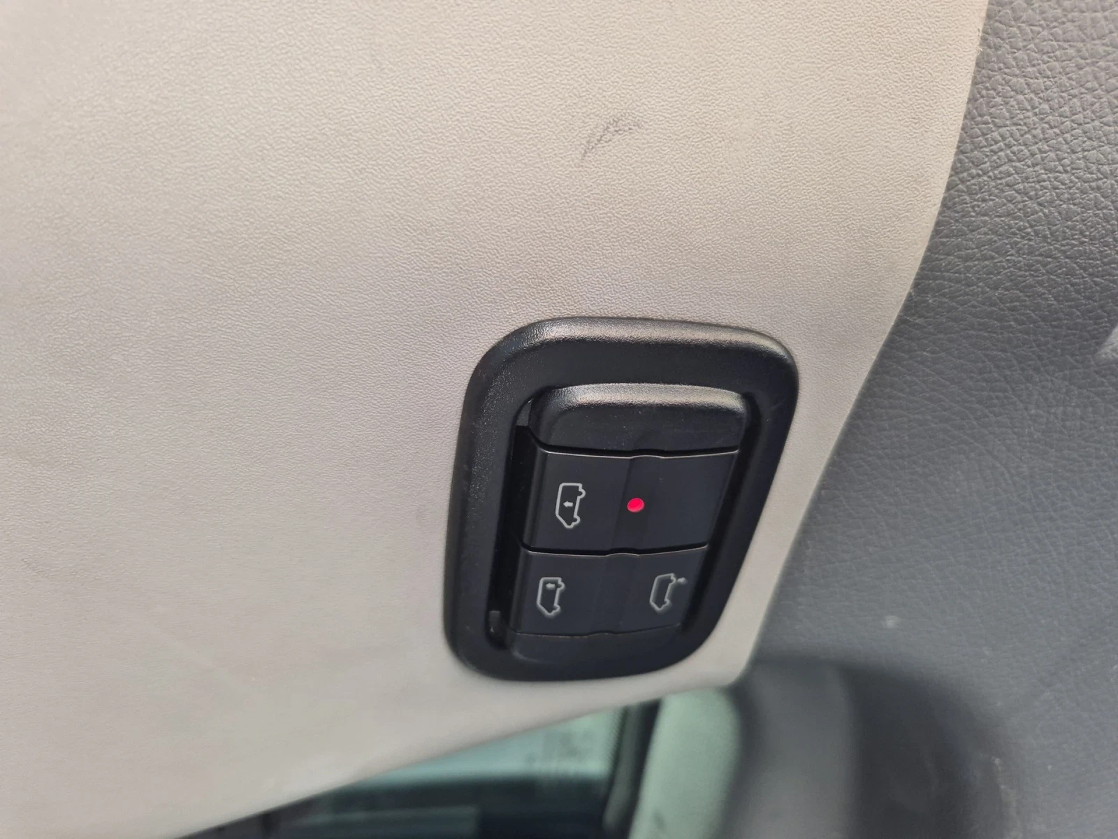 Mercedes-Benz Viano, снимка 17 - Бусове и автобуси - 54113242