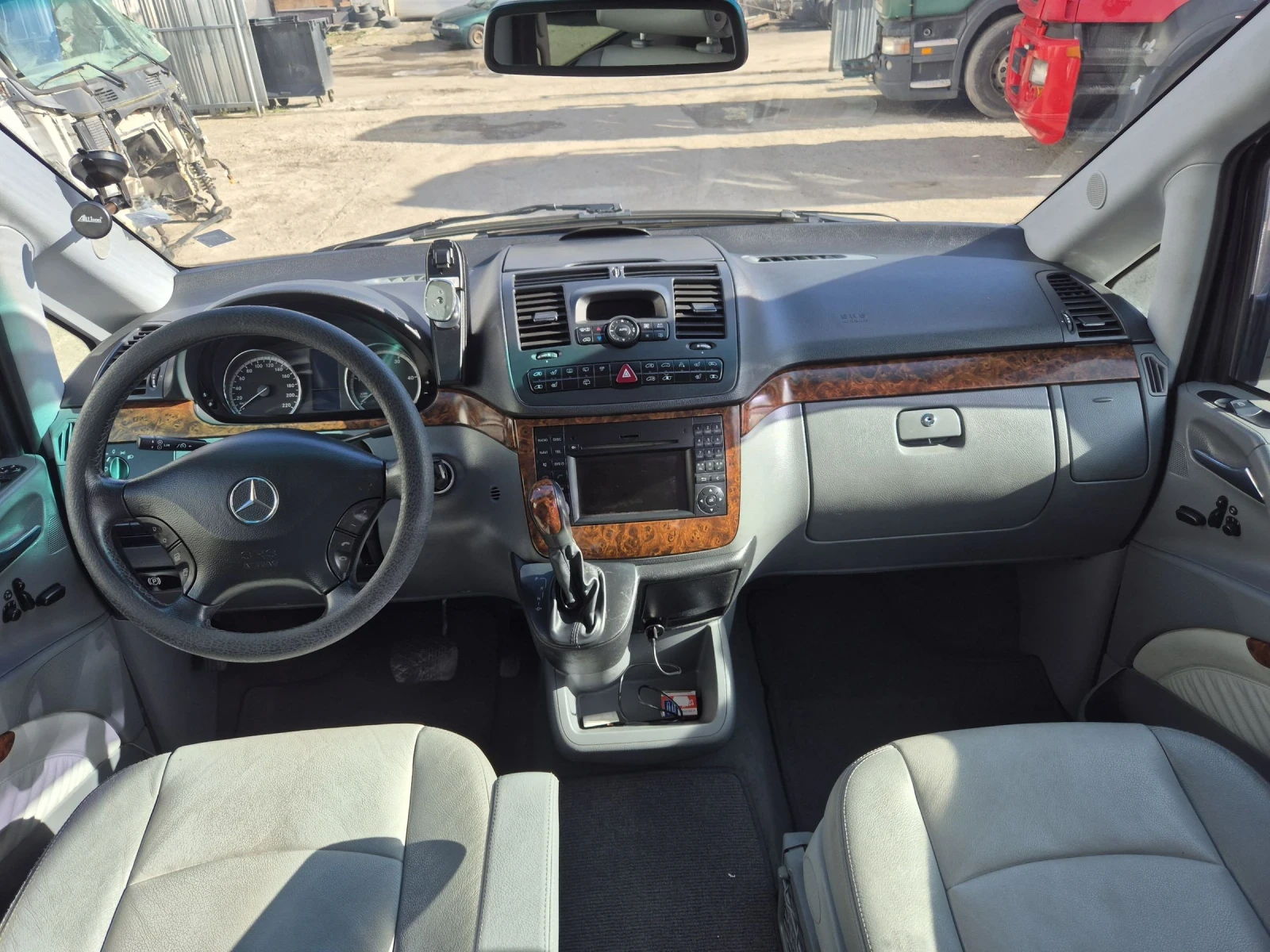 Mercedes-Benz Viano, снимка 5 - Бусове и автобуси - 54113242